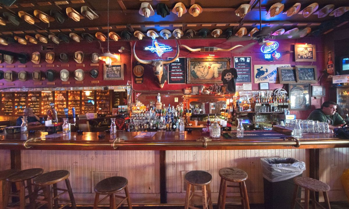 What Time Do Bars Close in Nashville?